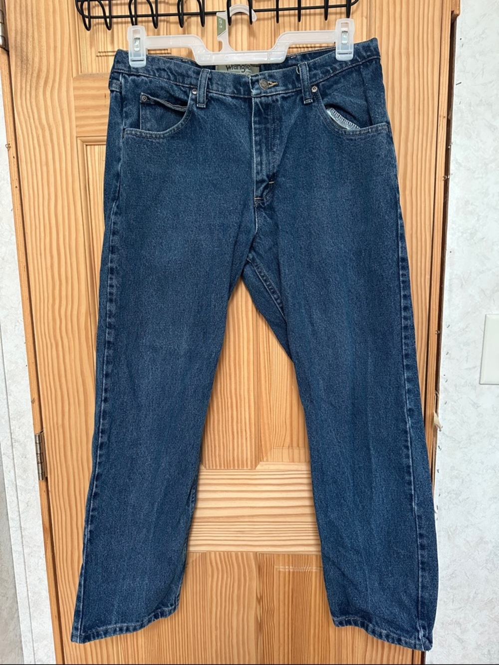 Wrangler Men's Indigo Straight-Leg Jeans